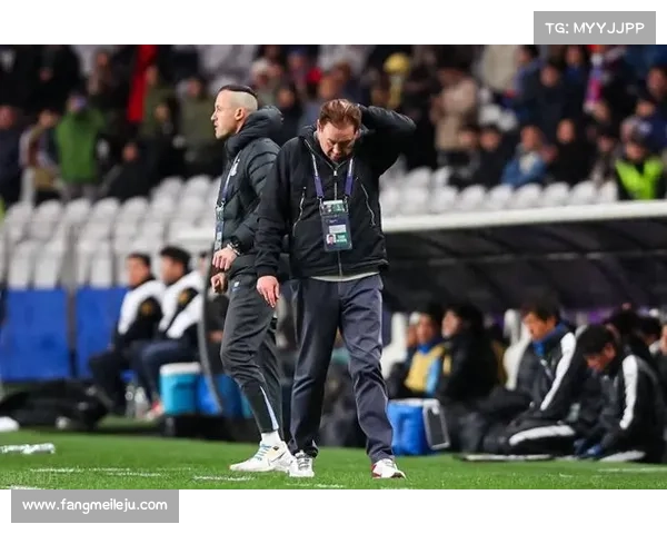 中超冠亚军！海港昨天客场1-4惨败横滨，申花今天客场0-4惨败川崎